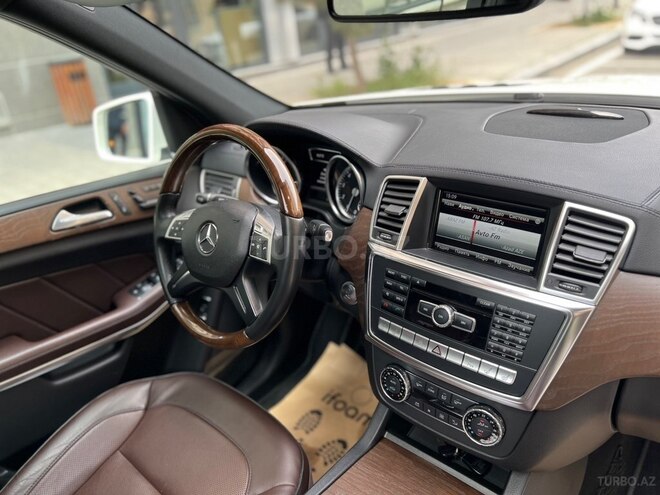 Mercedes GL 500 4MATIC-16