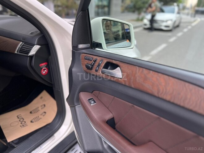 Mercedes GL 500 4MATIC-17