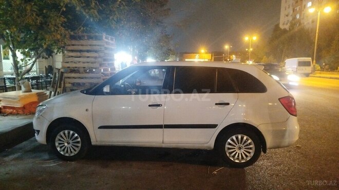 Skoda Fabia-2