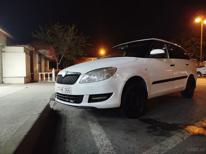 Skoda Fabia-3