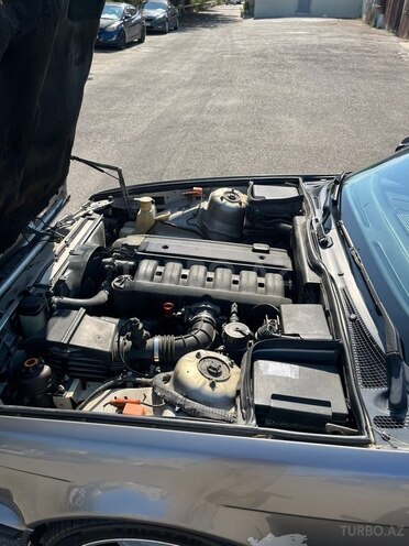 BMW 525-13