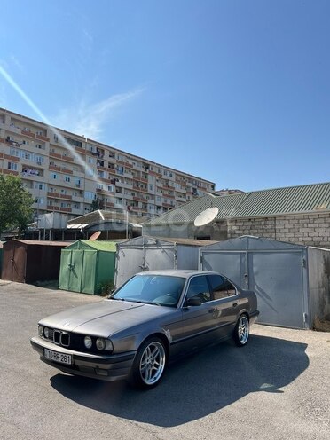 BMW 525-3
