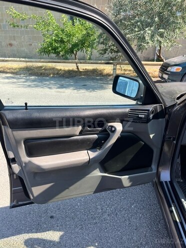 BMW 525-18