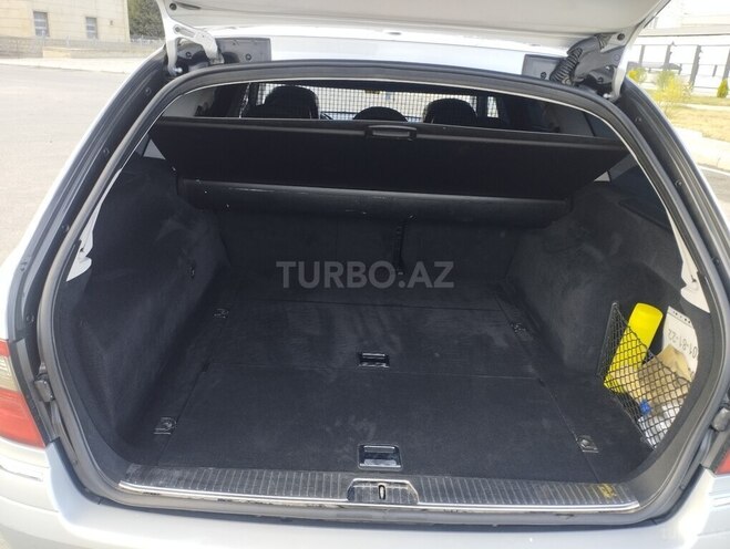 Mercedes E 200-12