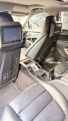 Porsche Panamera-13