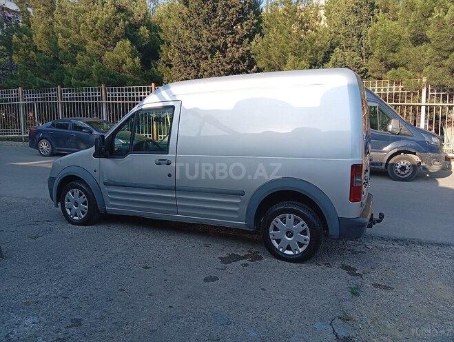 Ford Transit Connect-4