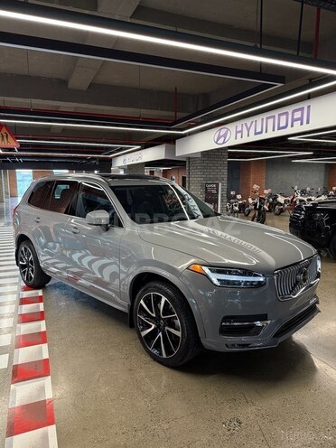Volvo XC90-8