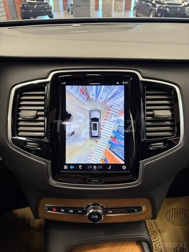 Volvo XC90-15