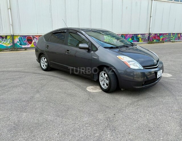 Toyota Prius-3