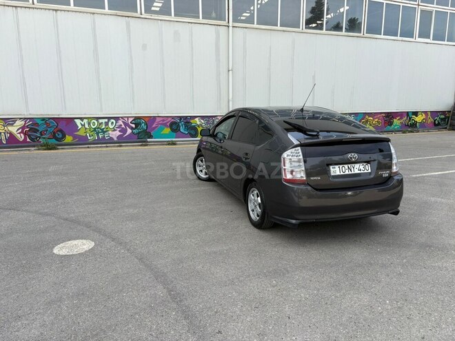 Toyota Prius-9
