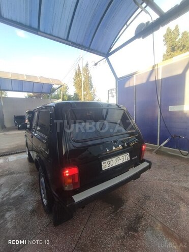 LADA (VAZ) Niva-9