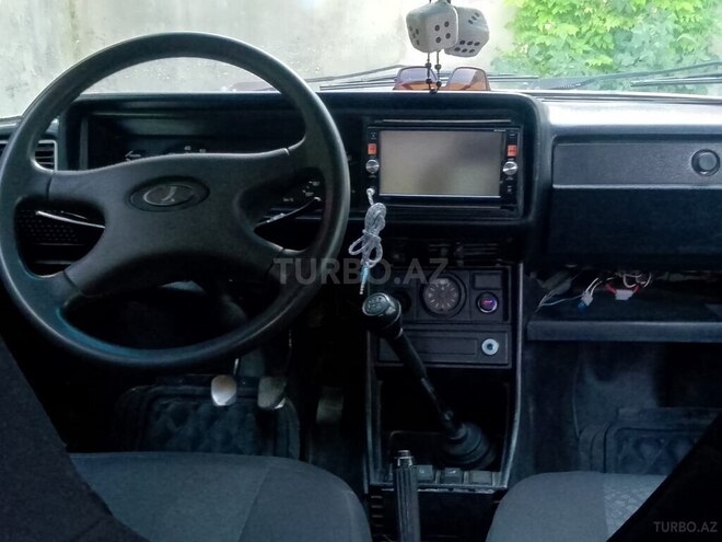 LADA (VAZ) 2107-4