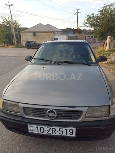 Opel Astra-1