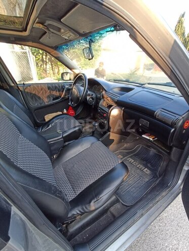 Opel Astra-9
