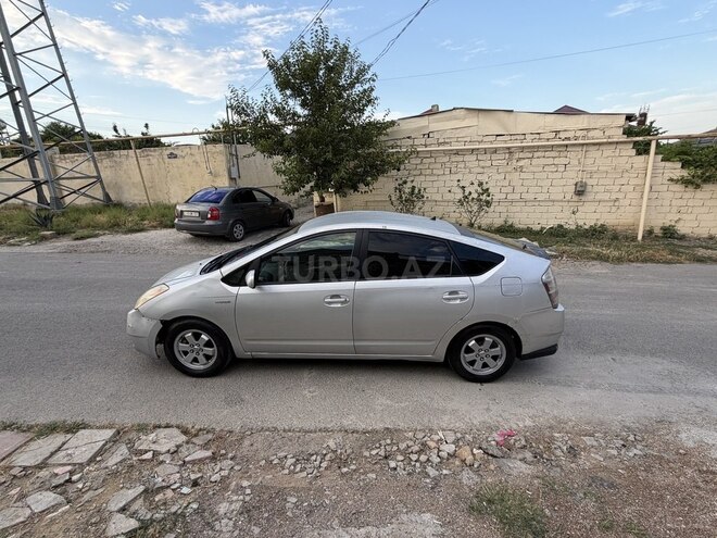 Toyota Prius-17