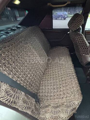Mercedes 200 E-7