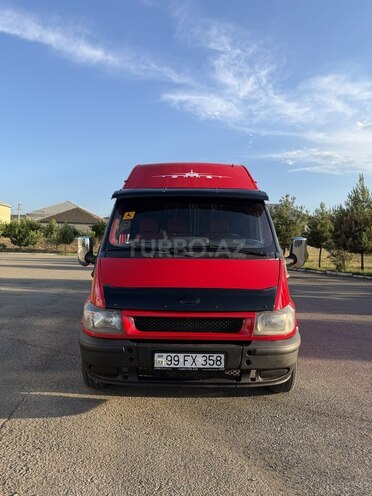 Ford Transit-1