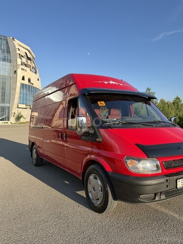 Ford Transit-19