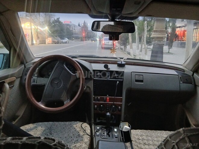 Mercedes C 180-4