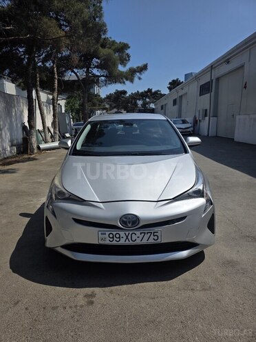 Toyota Prius-1