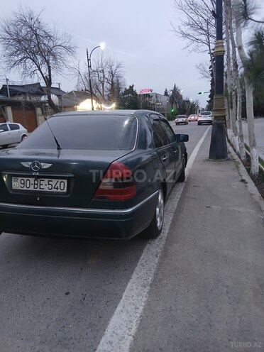 Mercedes C 180-7