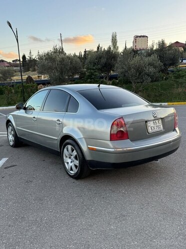 Volkswagen Passat-6
