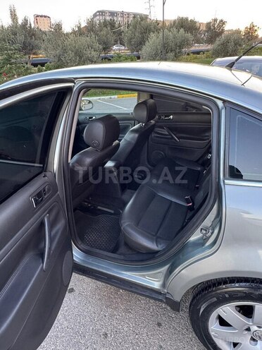 Volkswagen Passat-12