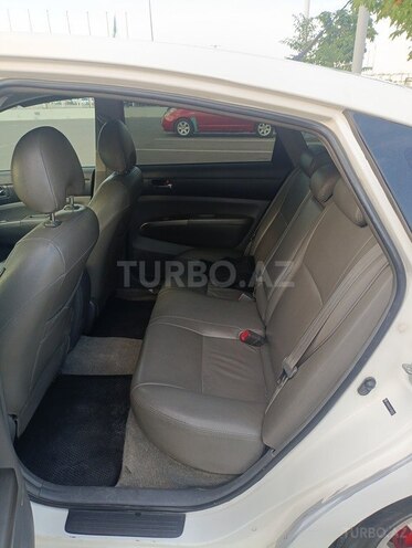 Toyota Prius-3
