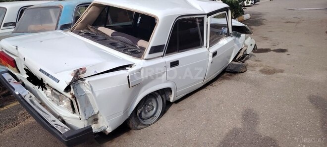 LADA (VAZ) 2107-6