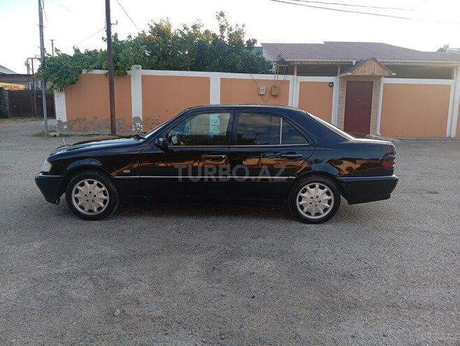 Mercedes C 180-4
