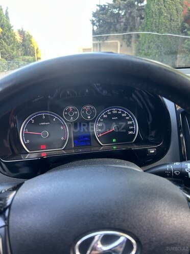 Hyundai i30-7