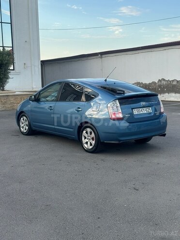 Toyota Prius-7