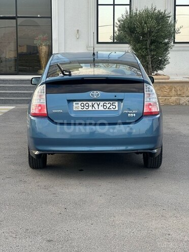 Toyota Prius-6