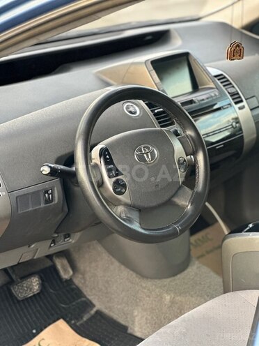Toyota Prius-11