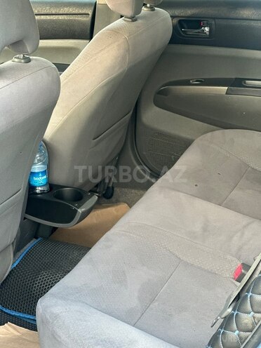 Toyota Prius-14