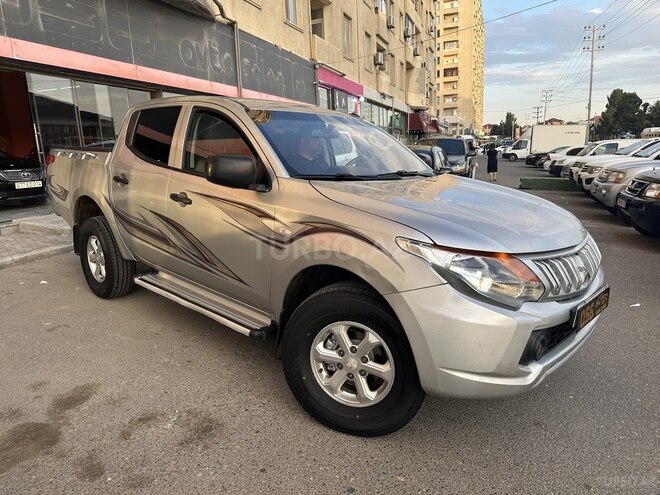 Mitsubishi L200-6