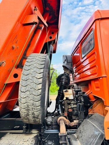 KamAz 6520-9