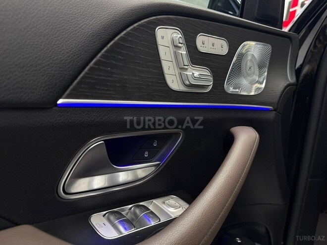 Mercedes GLS 450 4MATIC-10