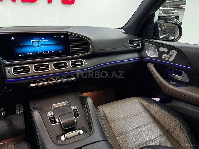 Mercedes GLS 450 4MATIC-13