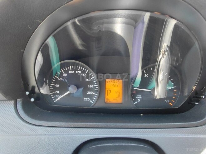 Mercedes Vito 115-11
