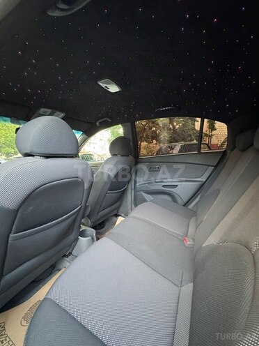 Kia Rio-6