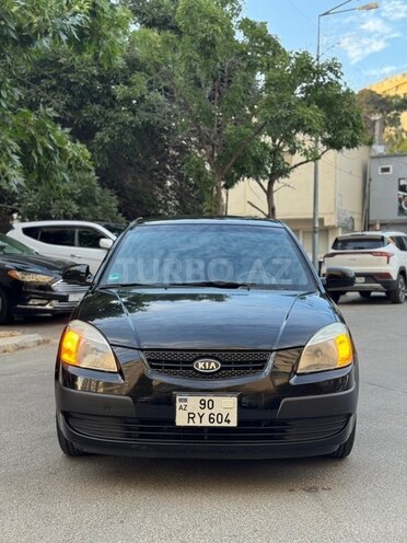 Kia Rio-1