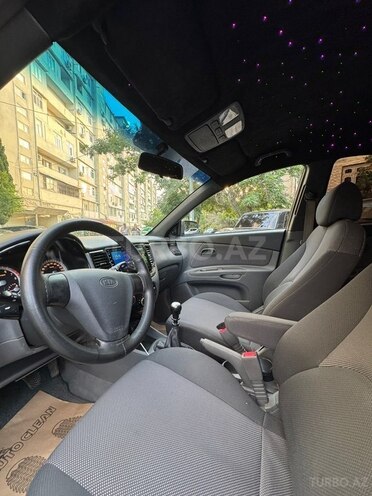 Kia Rio-5