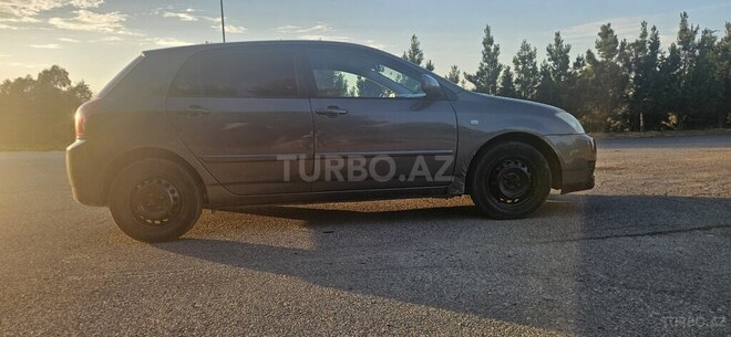 Toyota Corolla-4
