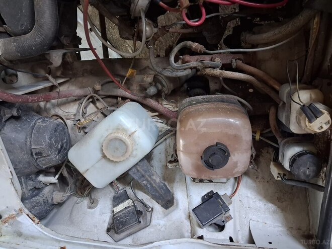 LADA (VAZ) 2107-8