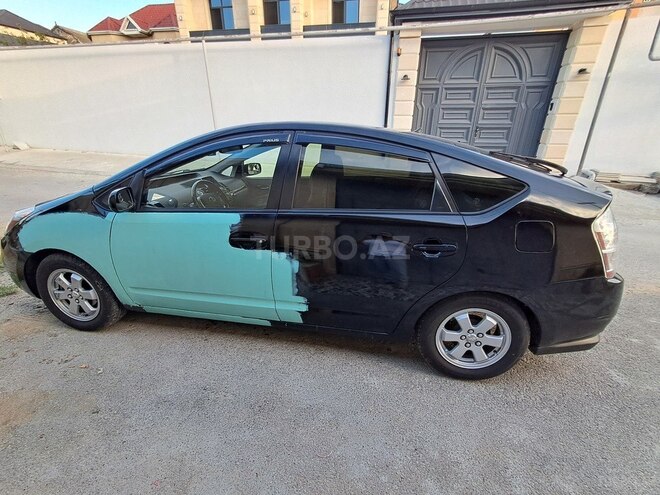 Toyota Prius-5