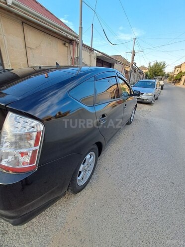 Toyota Prius-7