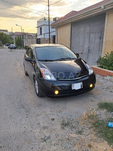 Toyota Prius-2