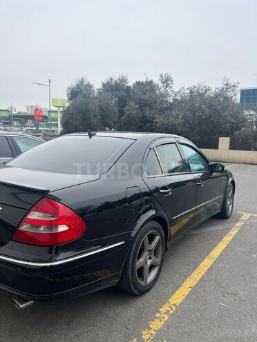 Mercedes E 240-10