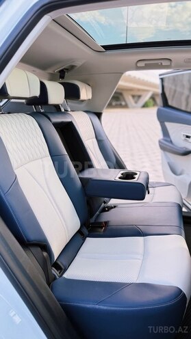 DongFeng Aeolus L7-10